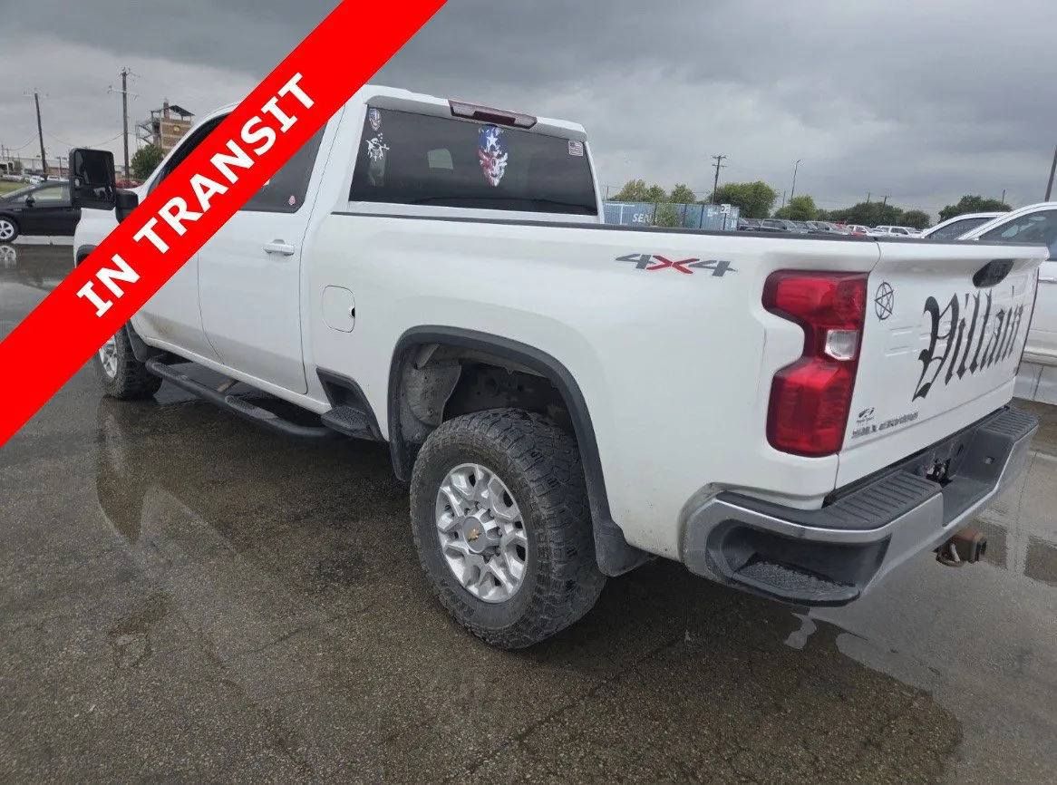 Chevrolet Silverado photo 6