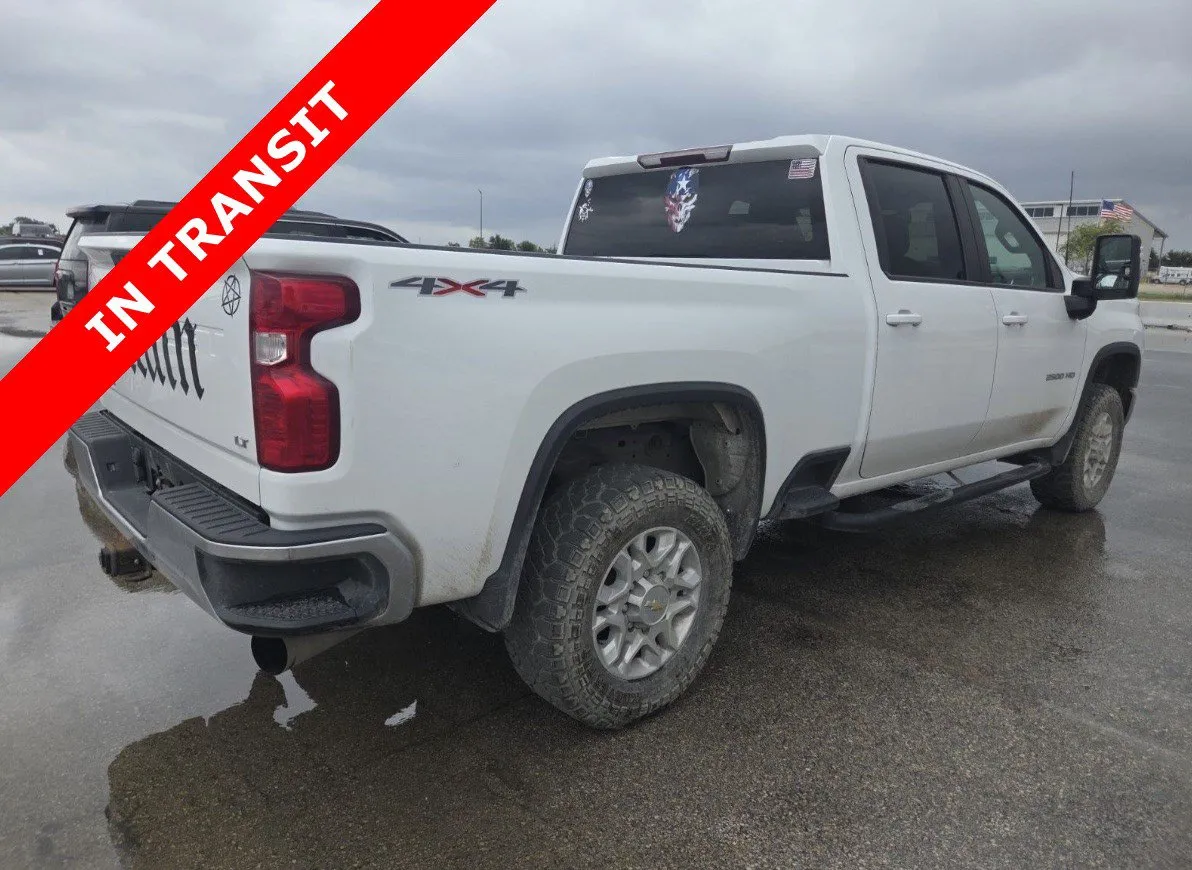 Chevrolet Silverado photo 5
