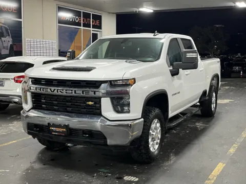 Another view of 2022 Chevrolet Silverado 2500 HD LT for sale in Alvin, TX at Auto Boutique Texas