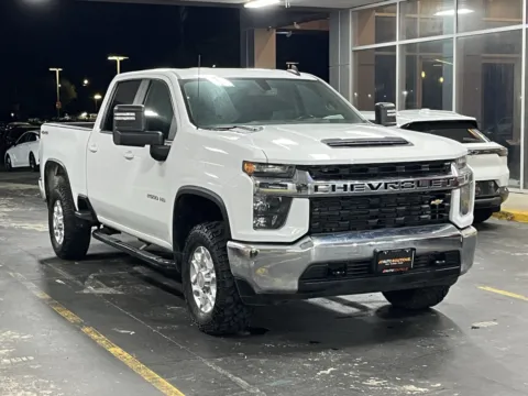 Photos of 2022 Chevrolet Silverado 2500 HD LT for sale in Alvin, TX at Auto Boutique Texas
