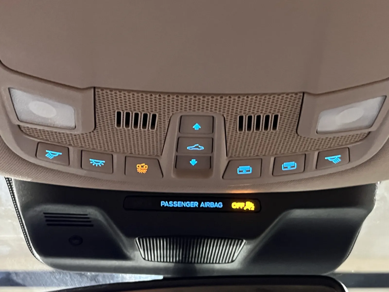 Ford Expedition MAX photo 21