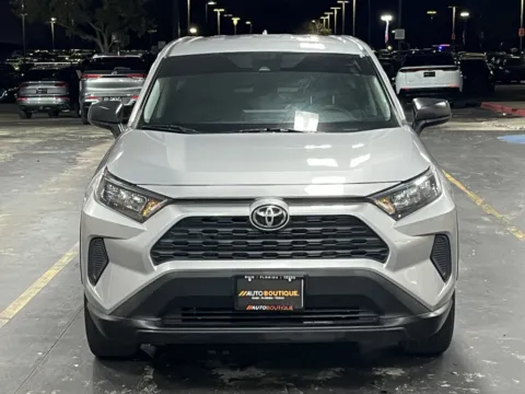 More photos of 2022 Toyota RAV4 LE at Auto Boutique Texas, TX