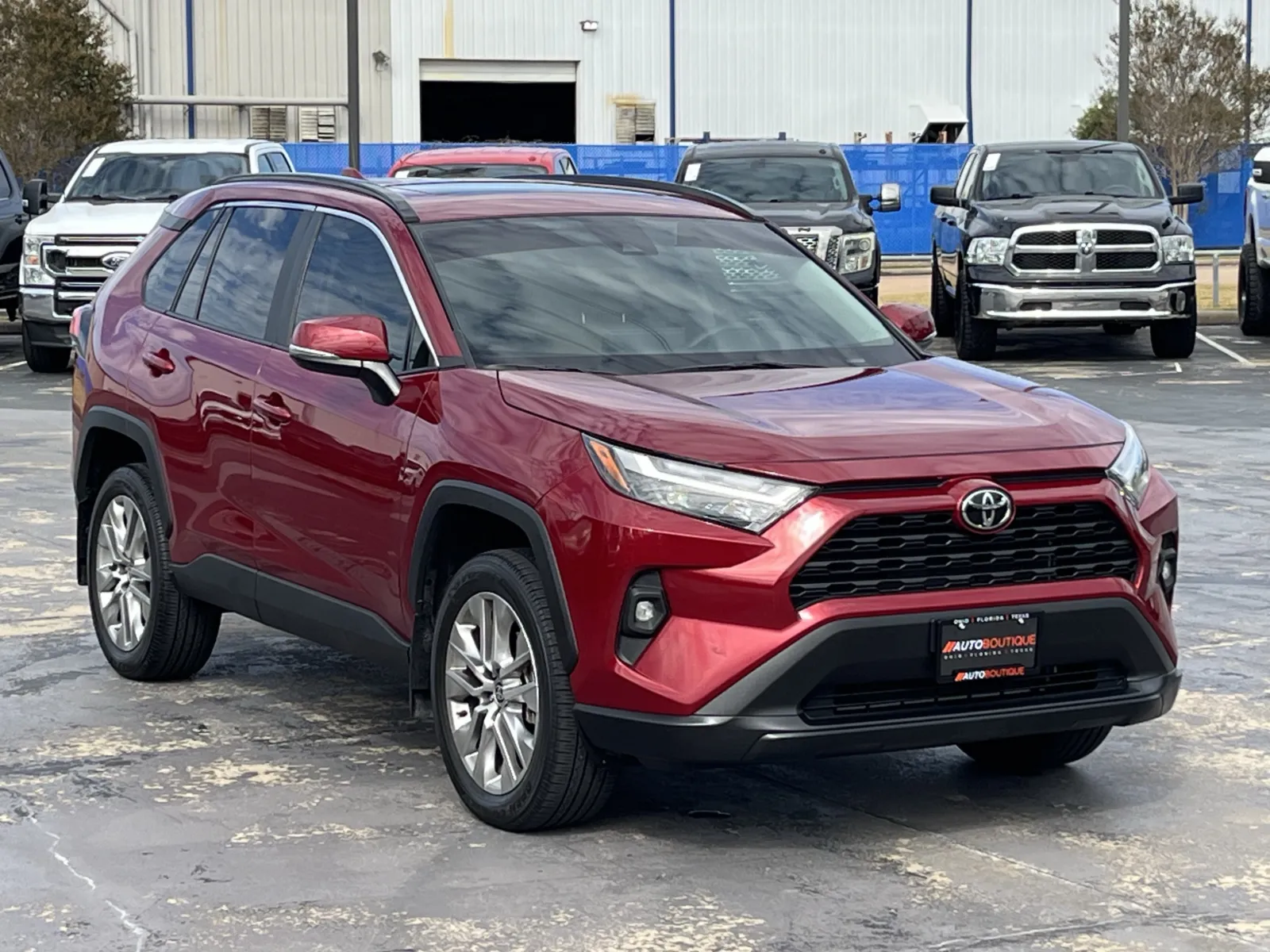 Toyota RAV4 photo 3