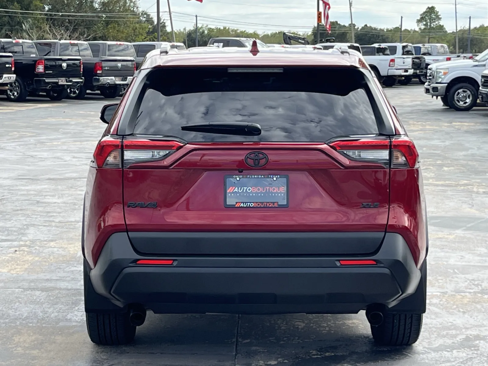 Toyota RAV4 photo 9