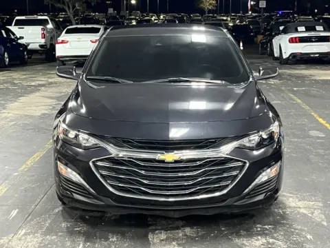 More photos of 2023 Chevrolet Malibu LT at Auto Boutique Texas, TX