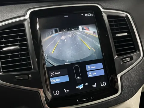 More photos of 2022 Volvo XC90 Momentum at Auto Boutique Texas, TX