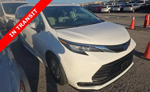 Another view of 2023 Toyota Sienna LE for sale in Alvin, TX at Auto Boutique Texas