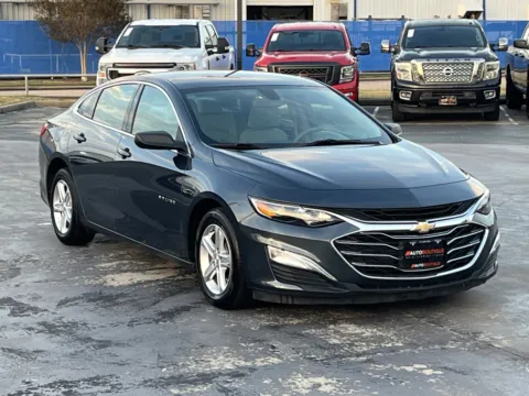 Another view of 2020 Chevrolet Malibu LS for sale in Alvin, TX at Auto Boutique Texas