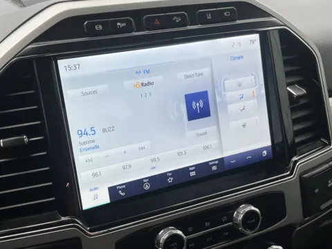More photos of 2022 Ford Super Duty F-350 DRW LARIAT at Auto Boutique Texas, TX