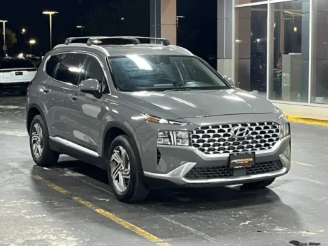 Photos of 2022 Hyundai Santa Fe SEL for sale in Alvin, TX at Auto Boutique Texas