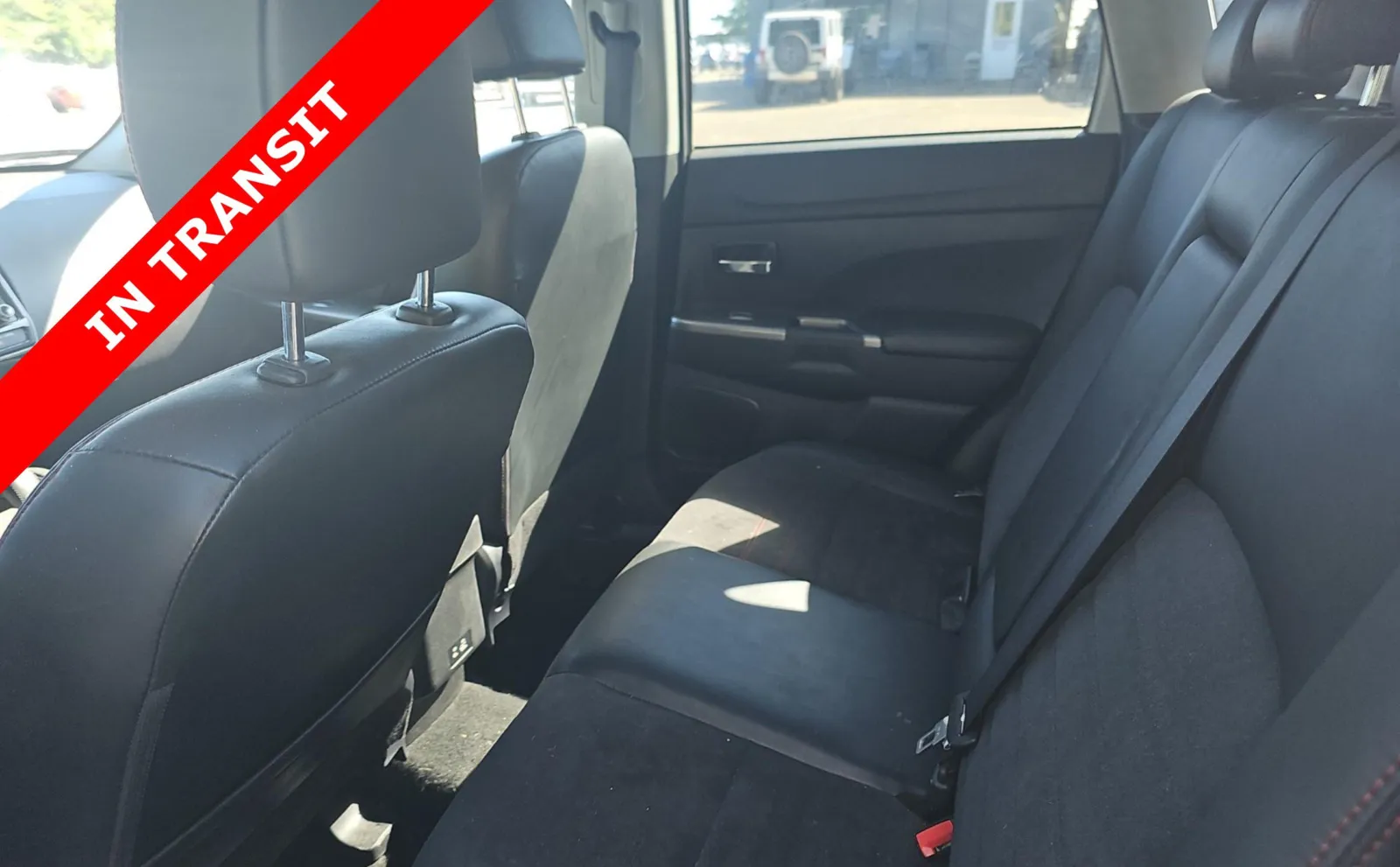 Mitsubishi Outlander Sport photo 6