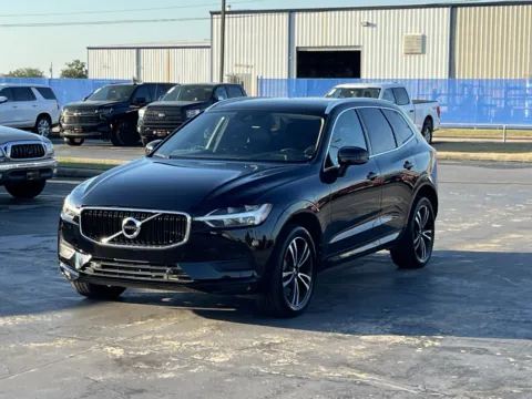 Photos of 2020 Volvo XC60 Momentum for sale in Alvin, TX at Auto Boutique Texas