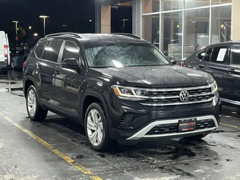 Photos of 2022 Volkswagen Atlas 2.0T SE w/Technology for sale in Alvin, TX at Auto Boutique Texas