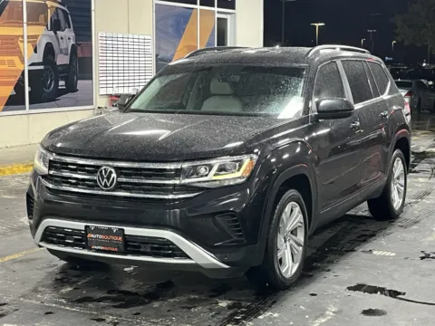 Another view of 2022 Volkswagen Atlas 2.0T SE w/Technology for sale in Alvin, TX at Auto Boutique Texas