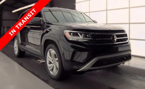 Another view of 2022 Volkswagen Atlas 2.0T SE w/Technology for sale in Alvin, TX at Auto Boutique Texas
