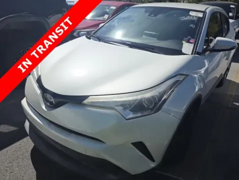 White 2019 Toyota C-HR XLE for sale in Alvin, TX