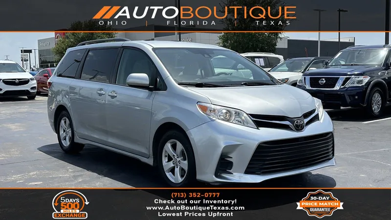 2020 Toyota Sienna LE Auto Access Seat for sale in Alvin, TX