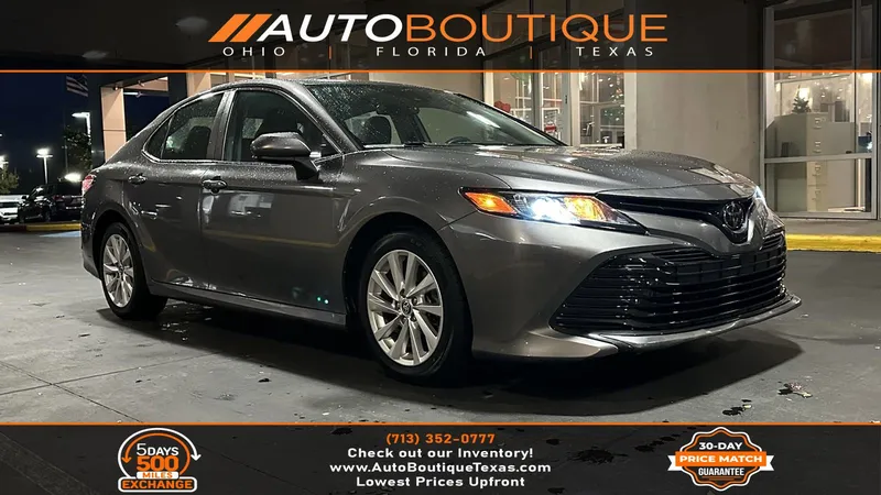 2020 Toyota Camry LE for sale in Alvin, TX