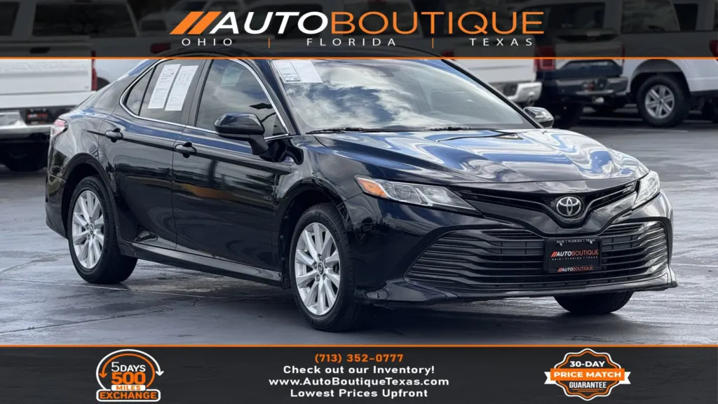 2020 Toyota Camry LE for sale in Alvin, TX