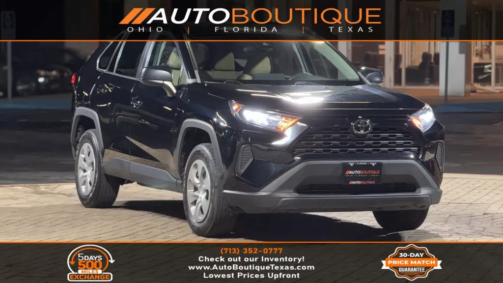 2021 Toyota RAV4 LE for sale in Alvin, TX