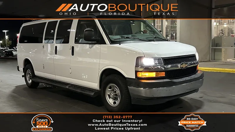 2020 Chevrolet Express Passenger LT for sale in Alvin, TX