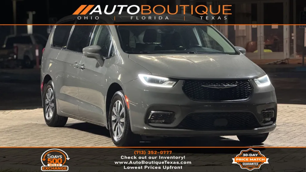 2022 Chrysler Pacifica Hybrid Touring L for sale in Alvin, TX