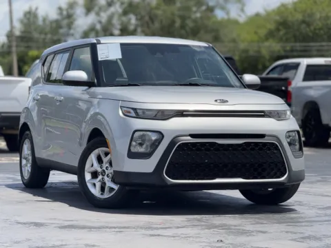 Photos of 2021 Kia Soul S for sale in Alvin, TX at Auto Boutique Texas