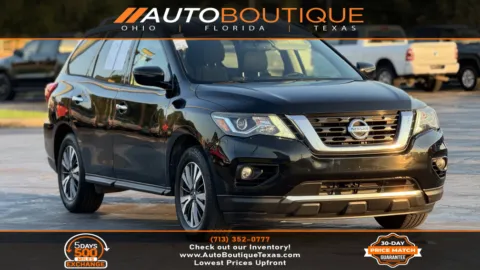 Black 2017 NISSAN PATHFINDER SV for sale in Alvin, TX