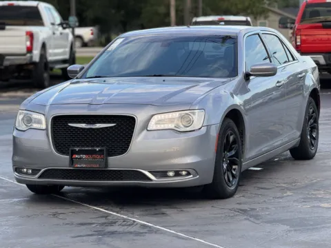 Another view of 2016 Chrysler 300 Limited for sale in Alvin, TX at Auto Boutique Texas