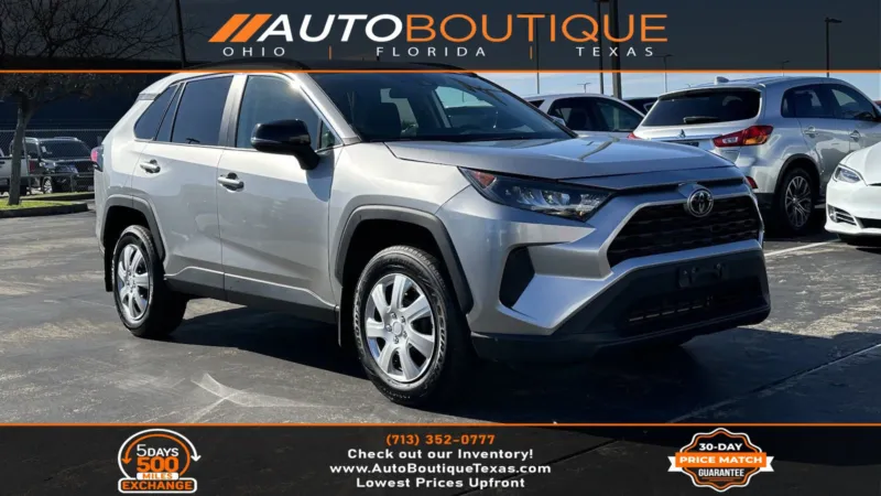 2020 Toyota RAV4 LE for sale in Alvin, TX