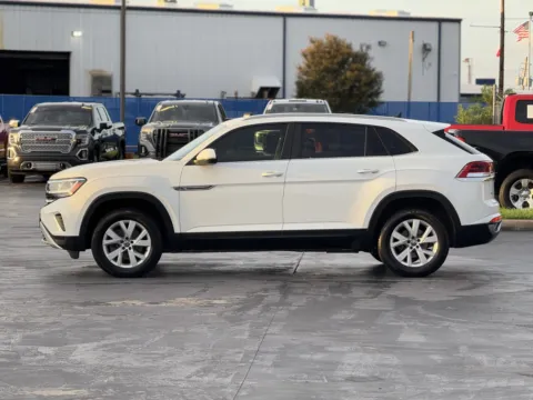 More photos of 2020 Volkswagen Atlas Cross Sport 2.0T S at Auto Boutique Texas, TX