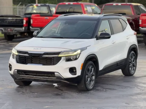More photos of 2024 Kia Seltos S at Auto Boutique Texas, TX