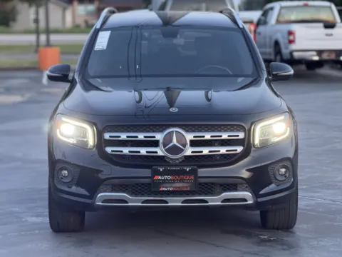 More photos of 2020 Mercedes-Benz GLB 250 at Auto Boutique Texas, TX