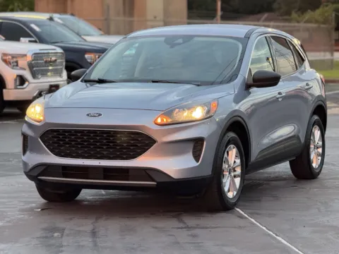 Another view of 2022 Ford Escape SE Hybrid for sale in Alvin, TX at Auto Boutique Texas