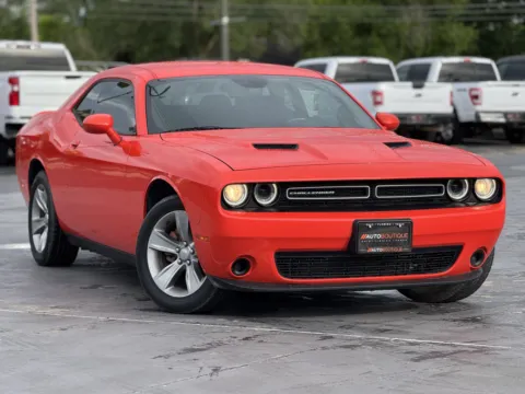 Photos of 2019 Dodge Challenger SXT for sale in Alvin, TX at Auto Boutique Texas