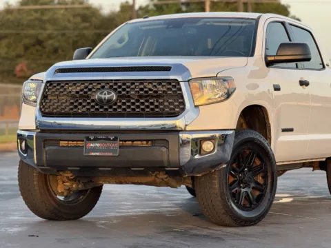 More photos of 2018 Toyota Tundra SR5 at Auto Boutique Texas, TX