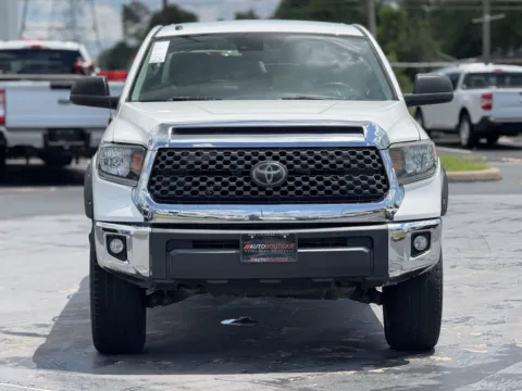 More photos of 2018 Toyota Tundra SR5 at Auto Boutique Texas, TX