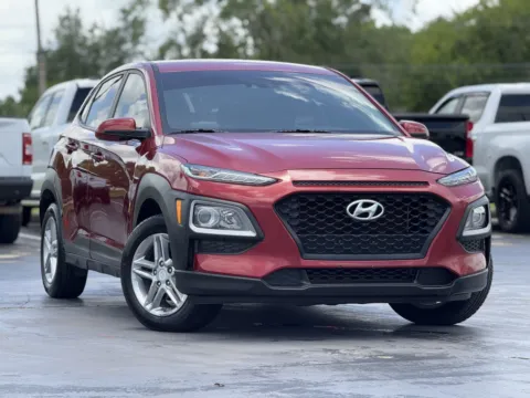 Photos of 2020 Hyundai Kona SE for sale in Alvin, TX at Auto Boutique Texas