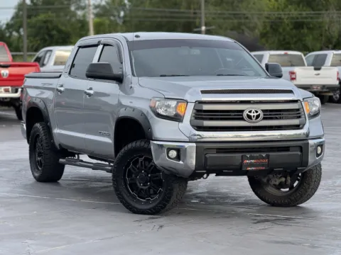 Photos of 2015 TOYOTA TUNDRA CRE SR5 for sale in Alvin, TX at Auto Boutique Texas