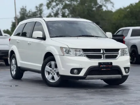Photos of 2012 Dodge Journey SXT for sale in Alvin, TX at Auto Boutique Texas