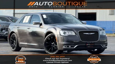Gray 2019 Chrysler 300 Limited for sale in Alvin, TX