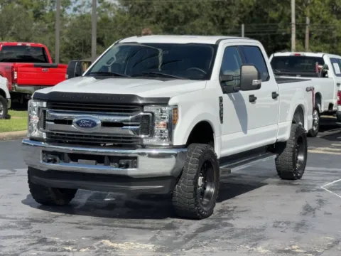 More photos of 2019 Ford Super Duty F-250 SRW XLT at Auto Boutique Texas, TX
