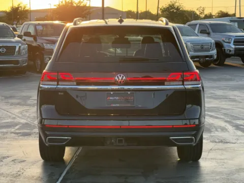 More photos of 2024 Volkswagen Atlas 2.0T SE w Technology at Auto Boutique Texas, TX