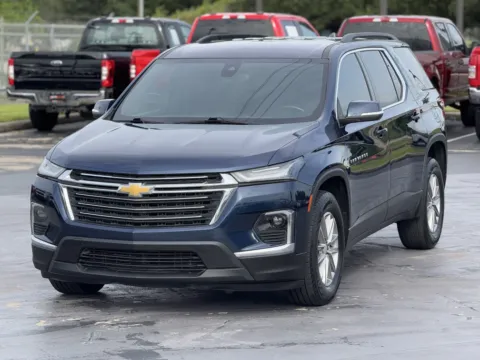 More photos of 2022 Chevrolet Traverse LT Cloth at Auto Boutique Texas, TX