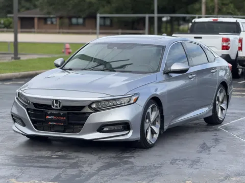 More photos of 2018 Honda Accord Sedan Touring 2.0T at Auto Boutique Texas, TX