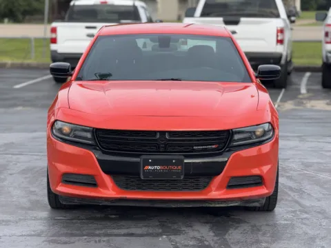 Another view of 2019 Dodge Charger SXT for sale in Alvin, TX at Auto Boutique Texas
