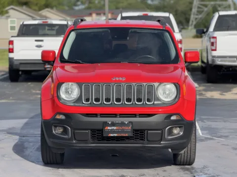 More photos of 2017 Jeep Renegade Latitude at Auto Boutique Texas, TX