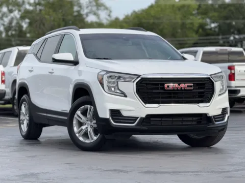 Photos of 2023 GMC Terrain SLE for sale in Alvin, TX at Auto Boutique Texas
