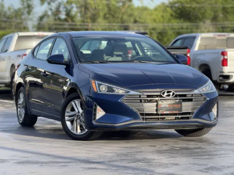 Photos of 2020 Hyundai Elantra SEL for sale in Alvin, TX at Auto Boutique Texas