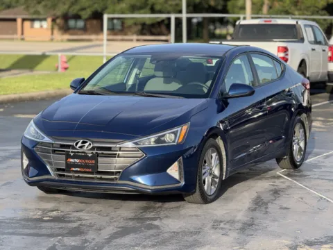 More photos of 2020 Hyundai Elantra SEL at Auto Boutique Texas, TX
